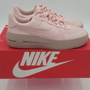 Nike Air Force 1 '82 pink